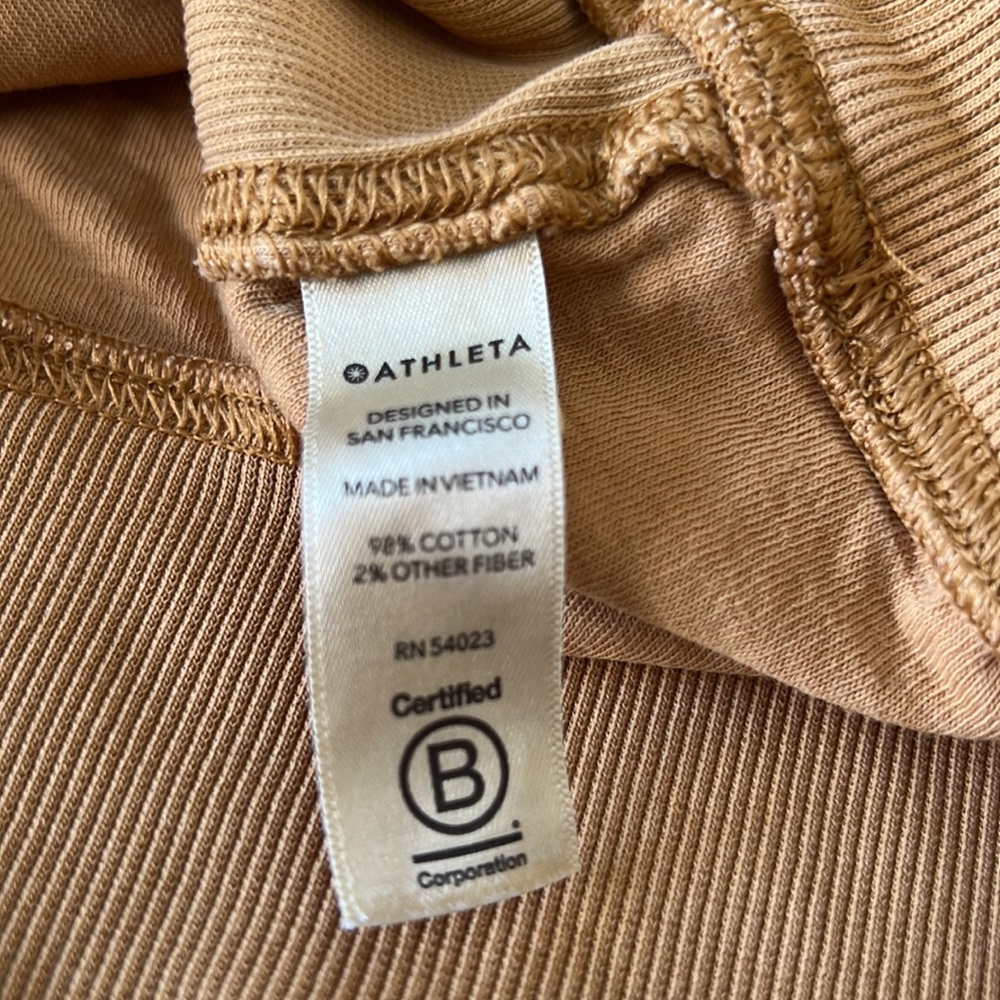Athleta top - Picture 3 of 5